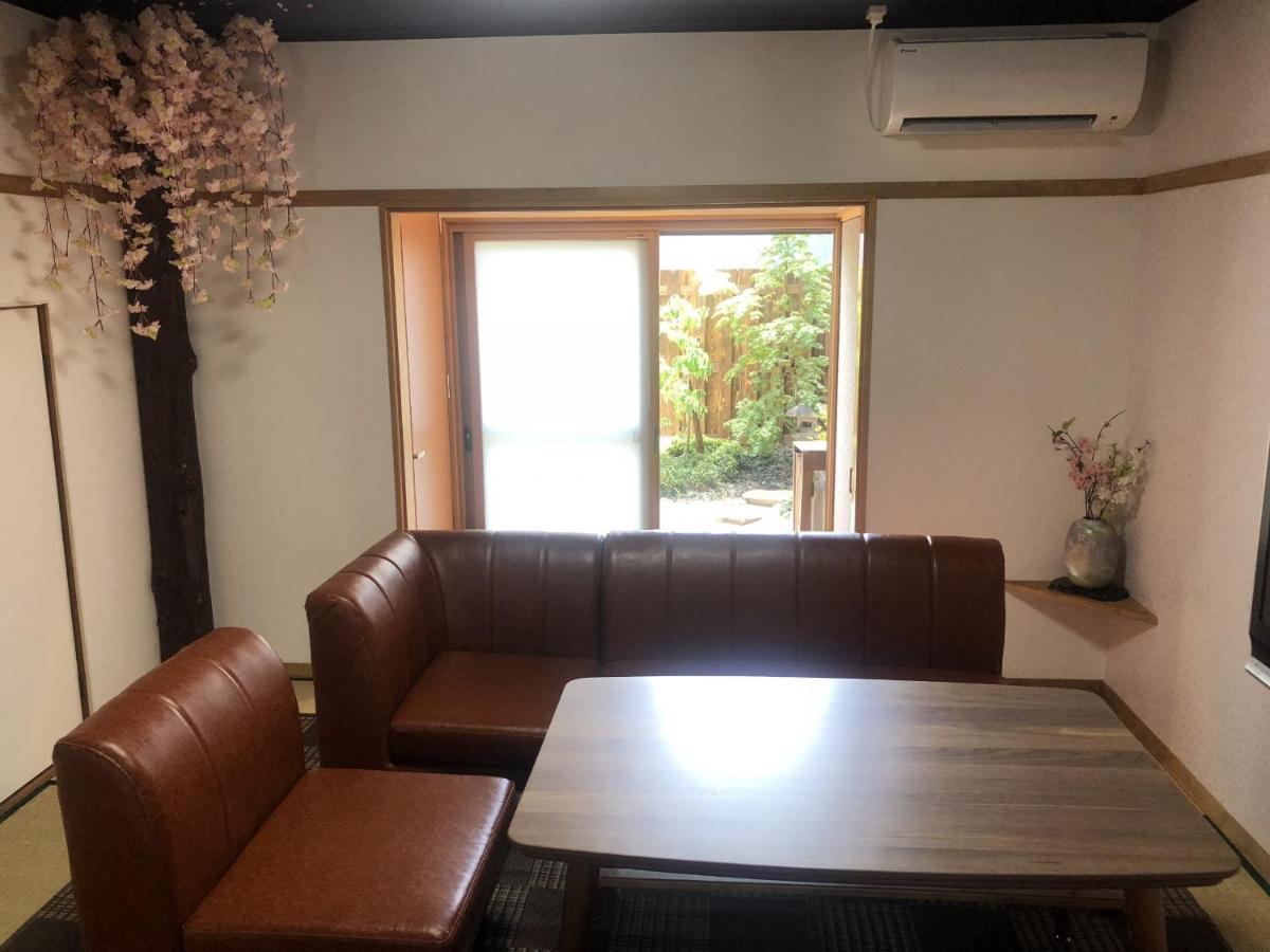 Villa Sakura Aburaya Takayama  Esterno foto